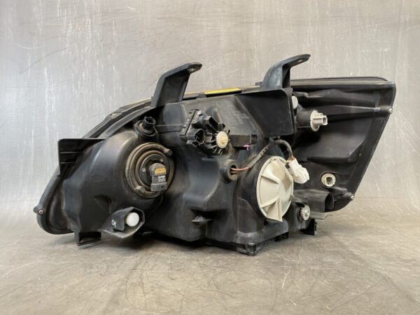 TOYOTA NOAH VOXY AZR60 AZR65 HID Headlight 28-181 Right Side x1 - Image 4