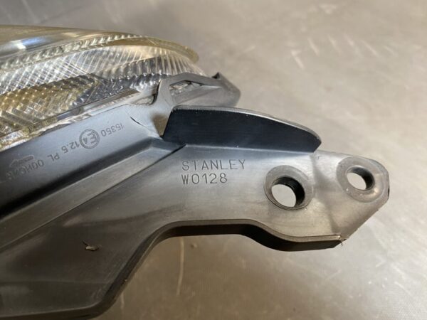 MAZDA 2 DEMIO / DEJFS DE5FS Genuine Headlight / STANLEY W0128 / P9489 R / Right Side x1 - Image 2