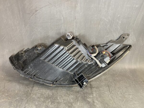 MAZDA 2 DEMIO / DEJFS DE5FS Genuine Headlight / STANLEY W0128 / P9489 R / Right Side x1 - Image 7