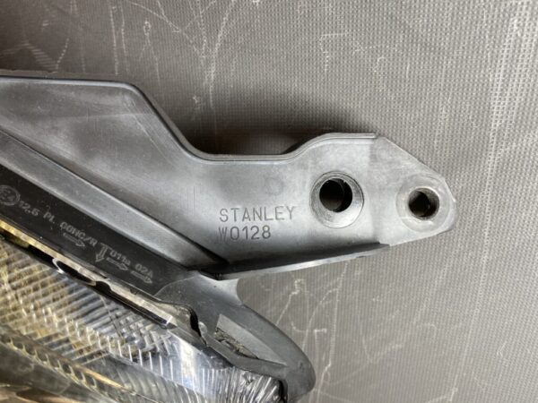 MAZDA 2 DEMIO / DEJFS Genuine Headlight / STANLEY W0128 / P9489 L / Left Side x1 - Image 2