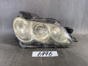 TOYOTA MARK X / GRX120 Genuine HID Headlight / KOITO 22-330 / Right Side x1