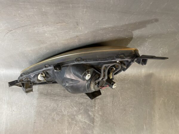 HONDA FIT / GD1 GD2 GD3 GD4 Genuine Headlight / P1680 Right Side x1 - Image 4