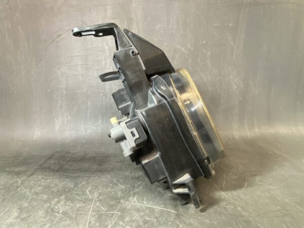 NISSAN CUBE / Z11 Genuine Headlight / ICHIKOH 1768 / Right Side x1 - Image 7