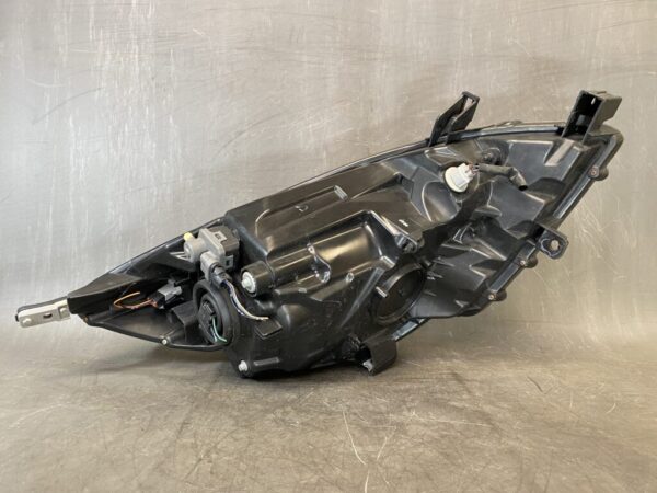 NISSAN NOTE E11 Headlight ICHIKOH H005 Left Side x1 - Image 5