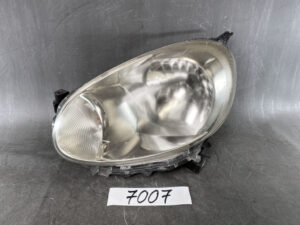 NISSAN MARCH / K13 Genuine Headlight / ICHIKOH H009 / Left Side x1