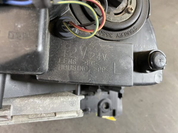 MAZDA MPV LW LW3W LWFW LW5W Genuine HID Headlight / STANLEY P3811 / Left Side x1 - Image 3