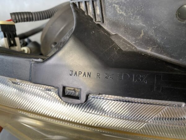 NISSAN Wingroad AD Y12 VY12 Headlight 1800 Right Side x1 - Image 3