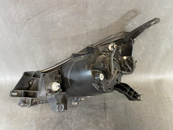 NISSAN Wingroad AD Y12 VY12 Headlight 1800 Right Side x1 - Image 6