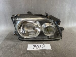 NISSAN STAGEA / WGNC34 Genuine Headlight / KOITO 100-66230 / Right Side x1
