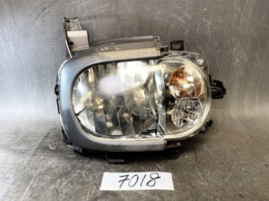 NISSAN CUBE / Z11 Genuine Headlight / ICHIKOH 1801 / Right Side x1