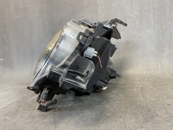 NISSAN CUBE Z11 Genuine Headlight / ICHIKOH 1801 / Right Side x1 - Image 8