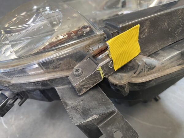 NISSAN CUBE Z11 Genuine Headlight / ICHIKOH 1801 / Left Side x1 - Image 9