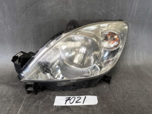 MAZDA DEMIO / DY3W Genuine Headlight / STANLEY P5548 / Left Side x1