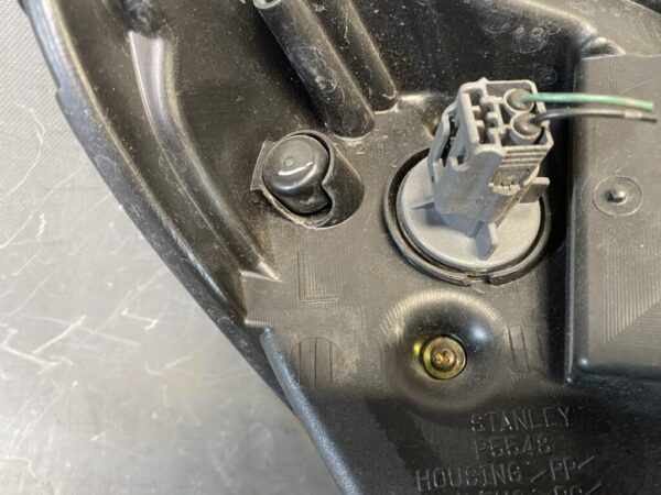 MAZDA 2 DEMIO DY DY5W DY3W Genuine Headlight / STANLEY P5548 / Left Side x1 - Image 4