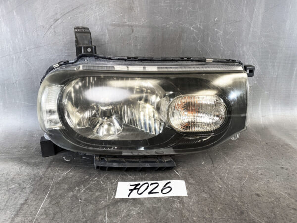 NISSAN CUBE / Z12 Genuine HID Headlight / STANLEY P8191 R / Right Side x1 » JDM-PARTS NZ