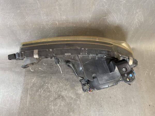 NISSAN CUBE Z12 NZ12 HID Headlight P8191 Right Side x1 - Image 4
