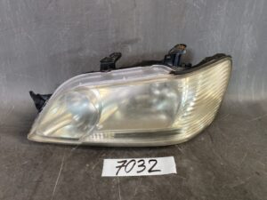 MITSUBISHI LANCER CEDIA / CS5W Genuine Headlight / STANLEY P1116 L / Left Side x1