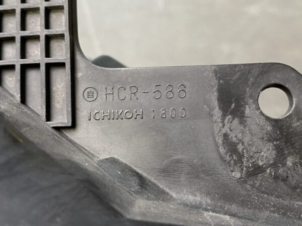 MITSUBISHI LANCER CARGO Y12 Headlight 1800 Right Side x1 - Image 4