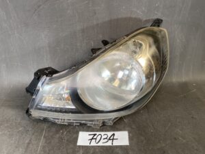 MITSUBISHI LANCER CARGO / Y12 VY12 CVY12 Genuine Headlight / ICHIKOH 1800 / Left Side x1