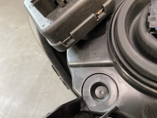 MITSUBISHI LANCER CARGO Y12 Headlight 1800 Left Side x1 - Image 5