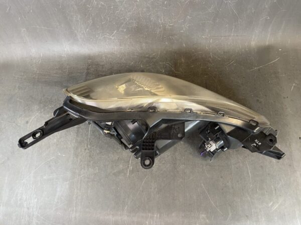 MITSUBISHI LANCER CARGO Y12 Headlight 1800 Left Side x1 - Image 6