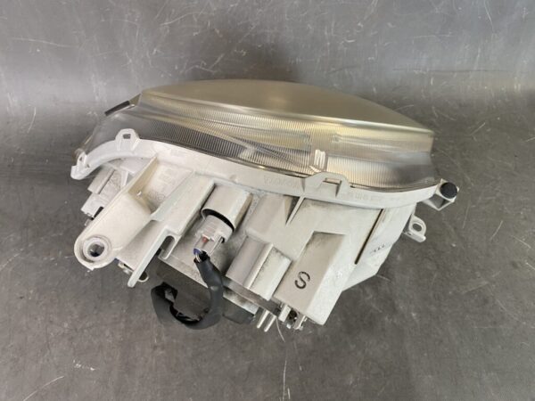 TOYOTA SIENTA NCP81 NCP85 Genuine Headlight / KOITO 52-171 / Left Side x1 - Image 5