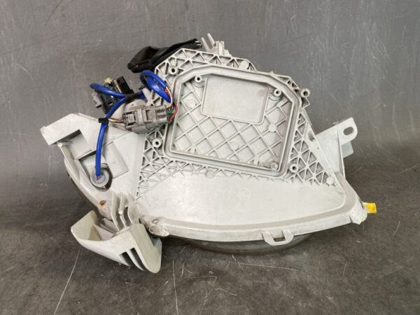 TOYOTA SIENTA NCP81 NCP85 Genuine Headlight / KOITO 52-171 / Left Side x1 - Image 7