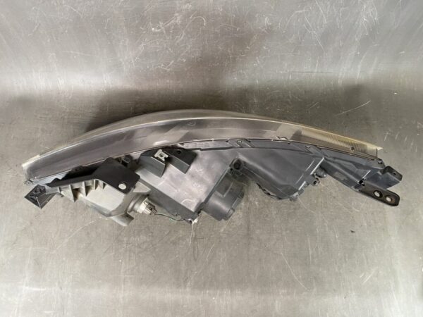 MAZDA BIANTE CCEFW CC3FW CCEAW HID Headlight P8161 Right Side x1 - Image 6