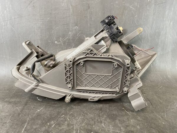 TOYOTA PASSO KGC10 KGC15 Genuine Headlight / KOITO 100-51762 / Right Side x1 - Image 6