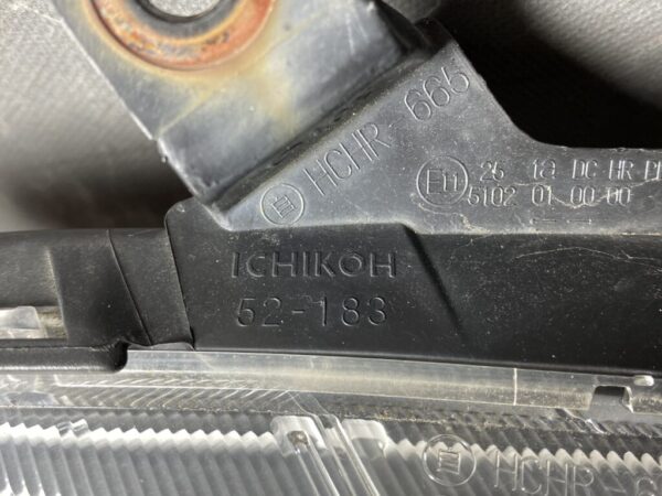 TOYOTA VITZ YARIS SCP90 KSP90 NCP90 NCP91 NCP95 Genuine HID Headlight 52-183 Right Side x1 - Image 2