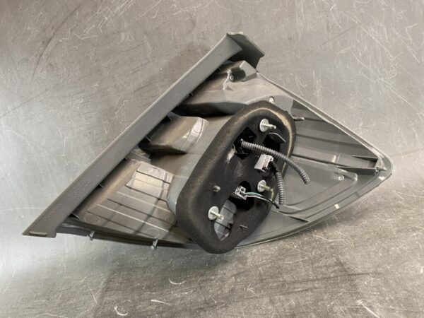 HONDA FIT JAZZ HV HYBRID GP1 GP4 LED Taillight P9883 L Left Side x1 - Image 5