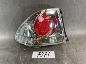TOYOTA ALTEZZA / GXE10 Genuine Taillight / KOITO 53-5 / Left Side x1