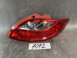 MAZDA DEMIO / DEJFS Genuine Taillight / STANLEY W0142 R / Right Side x1