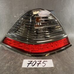 HONDA ODYSSEY / RB1 Genuine Taillight / STANLEY P6572 (CLEAR) / Left Side x1