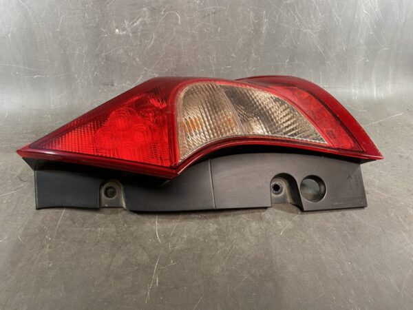 NISSAN NOTE E12 NE12 Taillight D117 Right Side x1 - Image 2