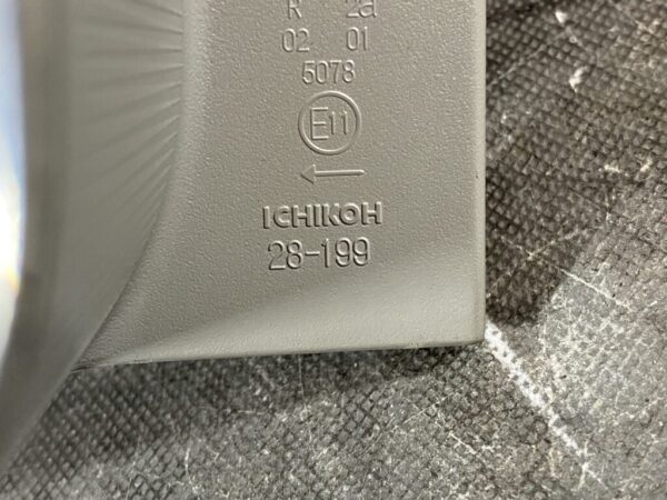 TOYOTA NOAH VOXY ZRR70 ZRR75 Taillight 28-199 Left Side x1 - Image 2