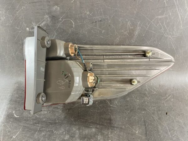 HONDA AIRWAVE / PARTNER GJ1 GJ2 GJ4 Taillight KOITO 220-22592 Left Side x1 - Image 4