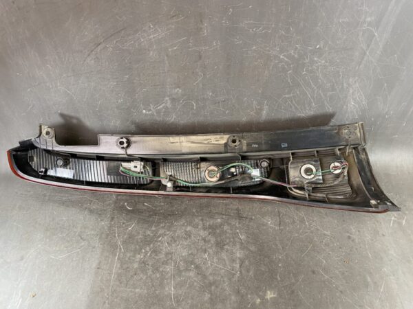 NISSAN SERENA C25 SUZUKI LANDY Taillight D008 Right Side x1 - Image 5