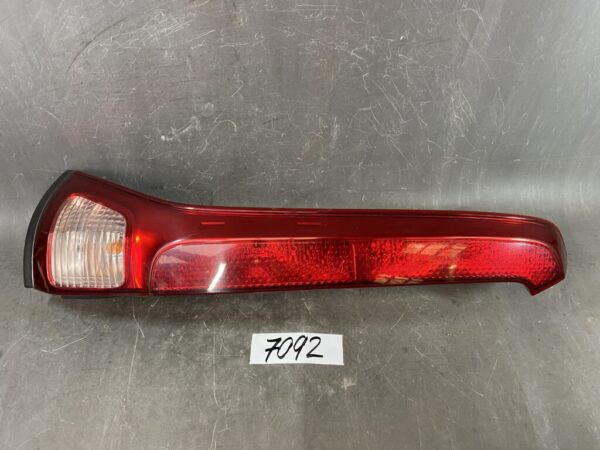 NISSAN SERENA / C25 Genuine Taillight / ICHIKOH D008 / Left Side x1 » JDM-PARTS NZ
