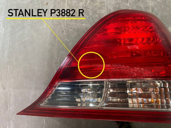 HONDA ODYSSEY RB RB1 RB2 Genuine Taillight / STANLEY P3882 R / Right Side x1 - Image 4