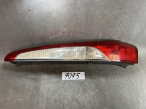 MITSUBISHI LANCER CEDIA WAGON / CS5W Genuine Taillight / KOITO 220-87508 / Right Side x1