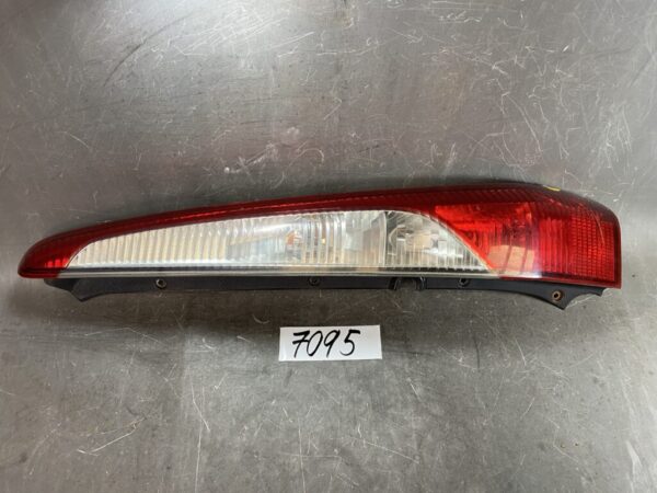 MITSUBISHI LANCER CEDIA WAGON / CS5W Genuine Taillight / KOITO 220-87508 / Right Side x1 » JDM-PARTS NZ
