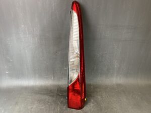 MITSUBISHI LANCER CEDIA WAGON / CS5W Genuine Taillight / KOITO 220-87508 / Right Side x1