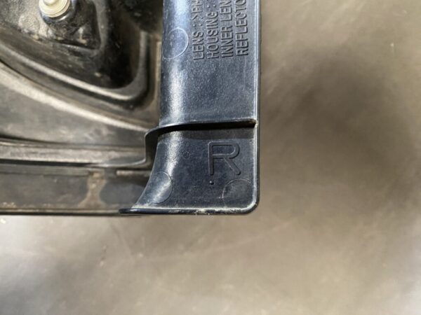 NISSAN SERENA C26 SUZUKI LANDY Taillight KOITO 220-23096 Right Side x1 - Image 4