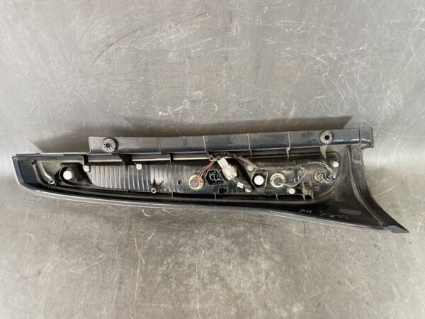 NISSAN SERENA C26 SUZUKI LANDY Taillight KOITO 220-23096 Right Side x1 - Image 6