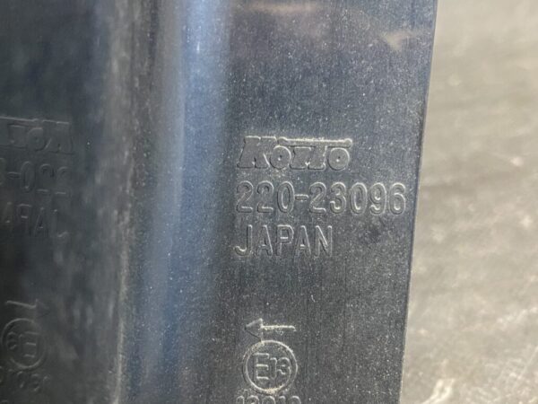 NISSAN SERENA C26 SUZUKI LANDY Taillight 220-23096 Left Side x1 - Image 3