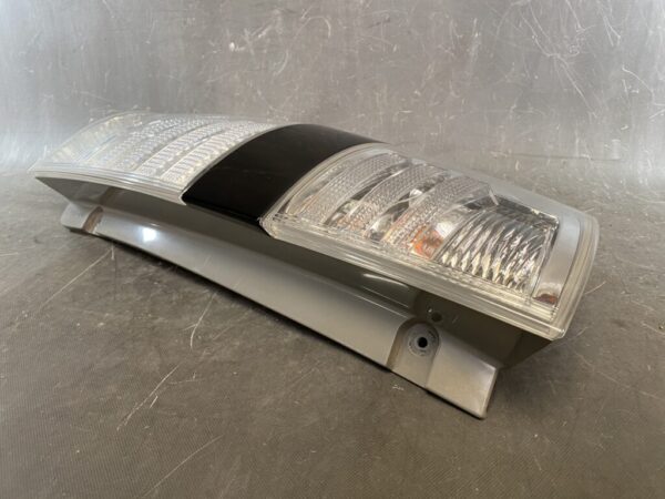 TOYOTA NOAH VOXY AZR60 AZR65 Genuine Taillight / ICHIKOH 28-185 / Left Side x1 - Image 4