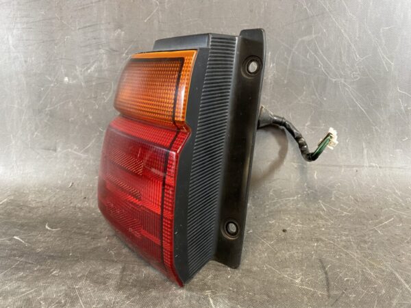 NISSAN STAGEA C34 WGNC34 Taillight 7410 Left Side x1 - Image 2