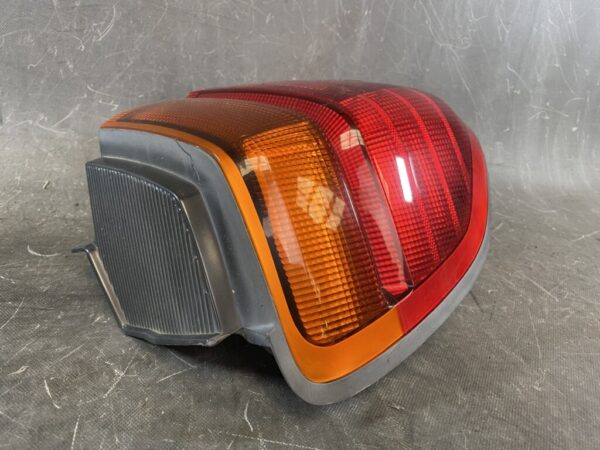NISSAN STAGEA C34 WGNC34 Taillight 7410 Left Side x1 - Image 3