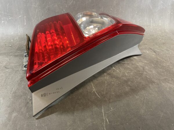 HONDA FIT JAZZ GD GD1 GD2 GD3 GD4 Genuine Taillight / ICHIKOH 4949 / Left Side x1 - Image 3